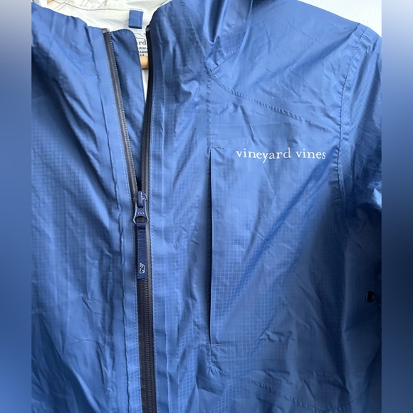 VINEYARD VINES youth size medium rain jacket - Picture 2 of 6